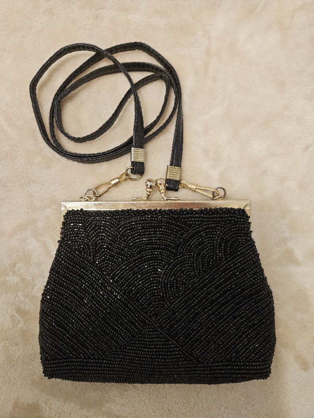 Share Elegant Vintage Walborg Black Beaded Evening Bag